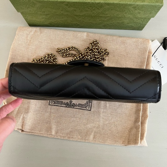 GG Marmont Matelassé Mini Bag - Picture 5 of 6